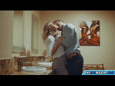 ❤️ כשבלונדינית חזה מפתה אותך בשירותים ציבוריים ☑ פורנו איכותי בפורנו iw.onlyhdporn.ru ❤